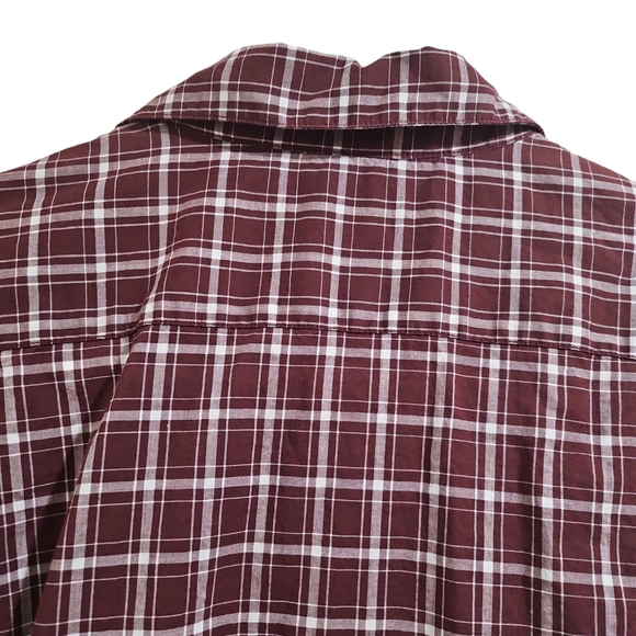 Vince. Men's Classic Fit Plaid Button Down Shirt Size Med Maroon White Pockets‎ - Picture 4 of 13